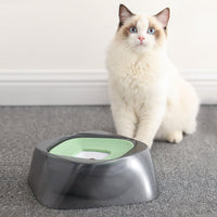 No-Spill Pet Water Bowl - AquaFlow™: Mess-Free Hydration for Dogs & Cats, Floating Tray, Detachable Design, 47oz Capacity