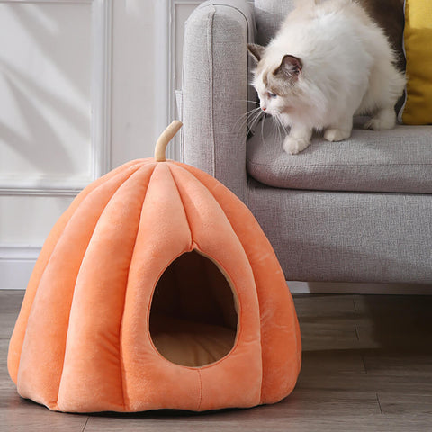 CozyPaw Pumpkin Pet Retreat Bed: Warm, Fluffy Cat and Dog Bed with Removable Cushion - Perfect for Winter Snuggles!"