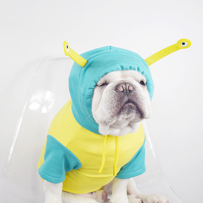 Alien-Themed Pet Hoodie - Elevate your pet's wardrobe.