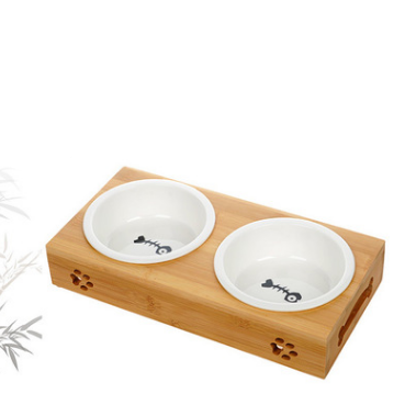 BambooPaws Pet Feast Station: Elevated bamboo frame  promoting healthy digestion and stylish dining for pets.