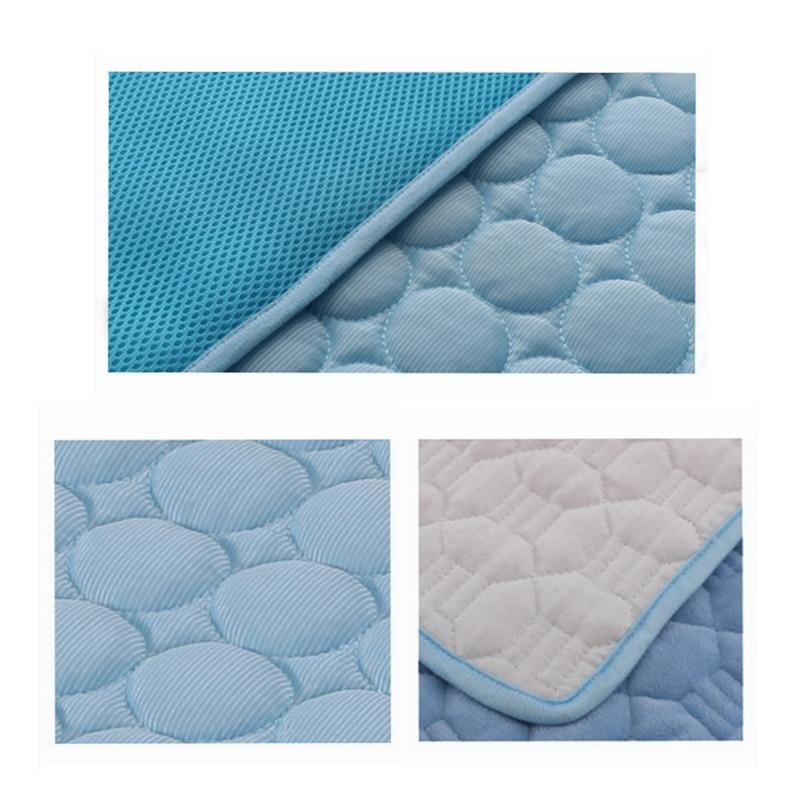 Premium Self-Cooling Pet Pad - Comfortable & Refreshing Cooling Mat for Dogs & Cats - Ideal for Summer Heat Relief!