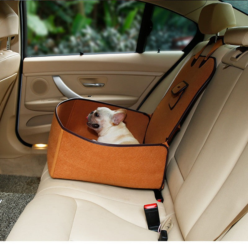 Cozy and fashionable RetroRider™ pet pad - pamper your pet with a touch of retro elegance!