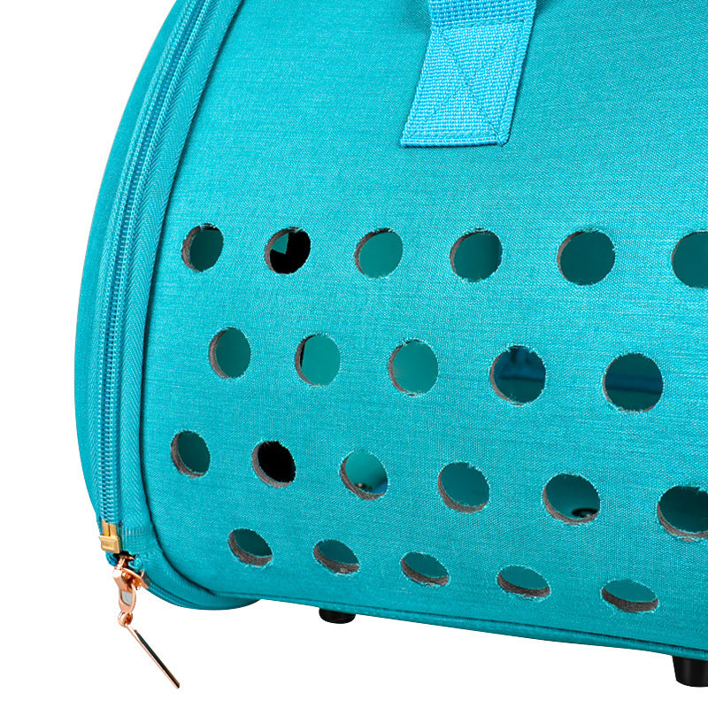 Hands-free pet transportation with the PawVue Pet Carrier™ Backpack - explore the world together!