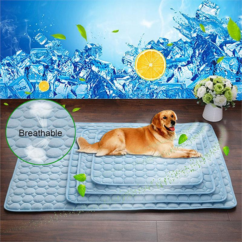 Premium Self-Cooling Pet Pad - Comfortable & Refreshing Cooling Mat for Dogs & Cats - Ideal for Summer Heat Relief!