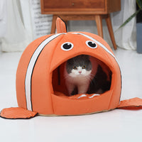 CozyFish Cat Retreat: Cute Clownfish-Shaped  Bed for Indoor Cats and Small Dogs - Portable and Comfortable